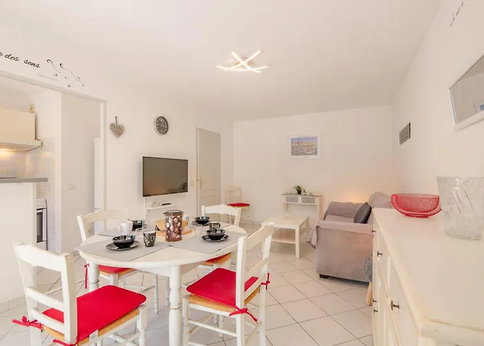 Le Maxime Park By Interhome Apartament Sainte-Maxime